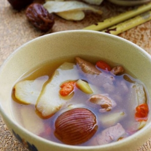 淮杞蜜棗煲瘦肉—健脾潤(rùn)燥