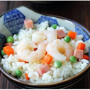 豌豆蝦仁炒飯—混搭出清新炒飯