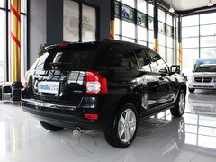 JEEP-ָ-2.4A2011