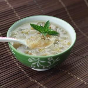 綠豆銀耳羹—清涼消暑瀉火湯