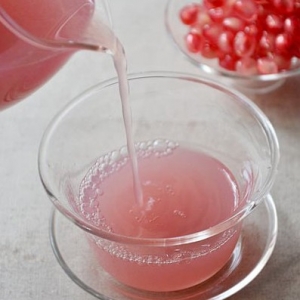 石榴汁—曬后修復(fù)飲品
