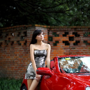 性感的混血兒美女車模