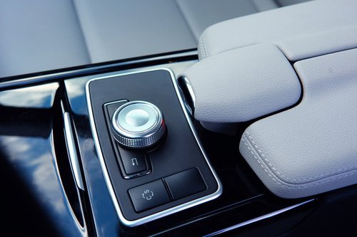 LٶȌ(du)Q YE300LQ(zhn)WA6L