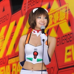 日本SuperGT賽車女郎 性感嫵媚助陣