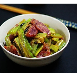 豆豉酸梅炒涼瓜—愛上不苦的苦瓜