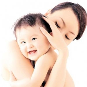 新生兒撫觸方法，一學(xué)就會(huì)