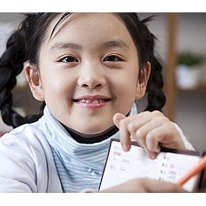 正確的握筆姿勢從幼兒抓起