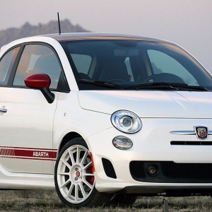 2012款菲亞特500 Abarth