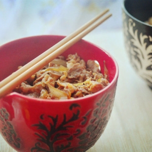 一個(gè)人也要好好吃飯-日式肥牛飯