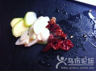 酸辣黃辣丁的做法步驟：2