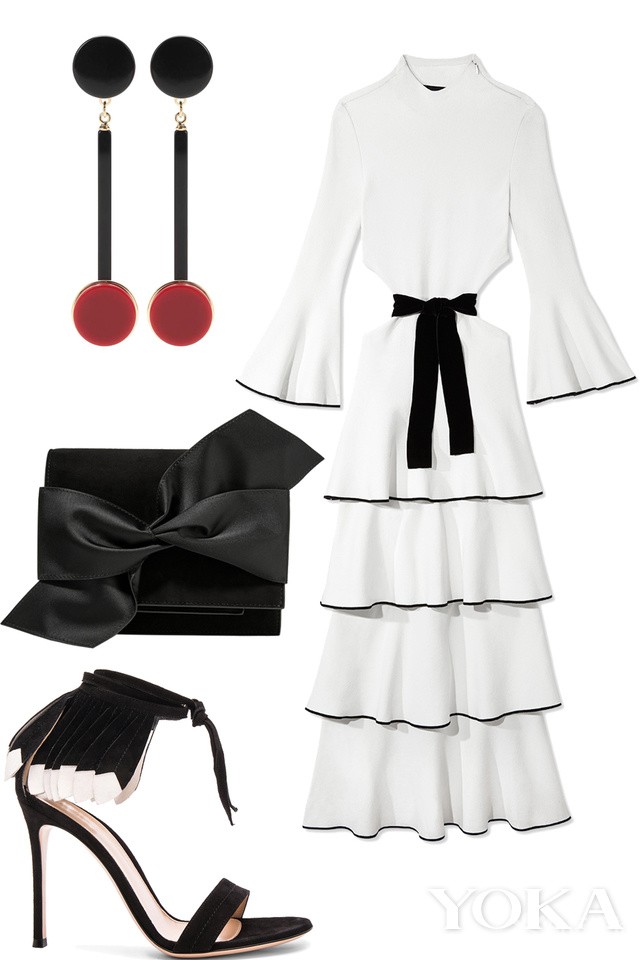 連衣裙來自Proenza Schouler ，售價(jià)3995美元；高跟鞋來自Gianvito Rossi，售價(jià)1,295美元；手包來自Victoria Beckham ，售價(jià)1,560美元；耳環(huán)來自Marni，售價(jià)188美元