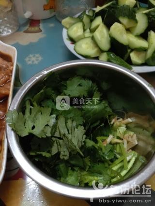 黃瓜燒雞塊的做法步驟：2