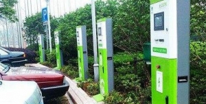 Ǳ·ͣ܇(ch)(chng)վ