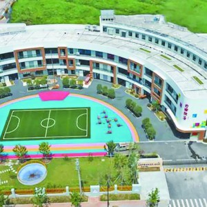 ľ Կy ͶF(tun){R܇쾫ƷУ@