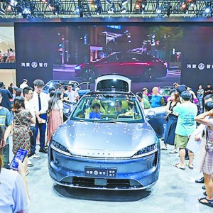 近2500萬車主有了新保障 新能源汽車“體檢方案”明年施行
